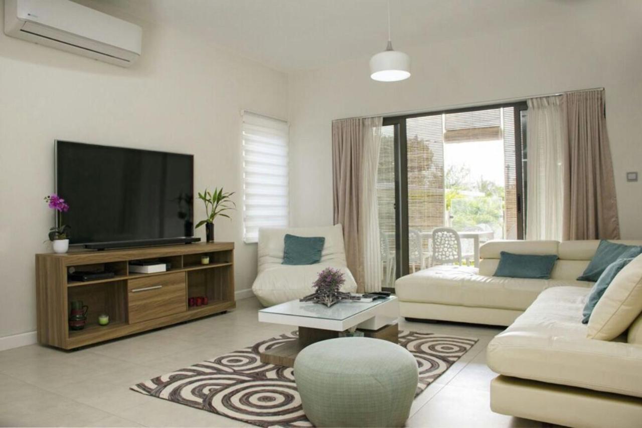 Luxury Modern 2-Bed Apartment Pereybere Grand-Baie Exterior photo